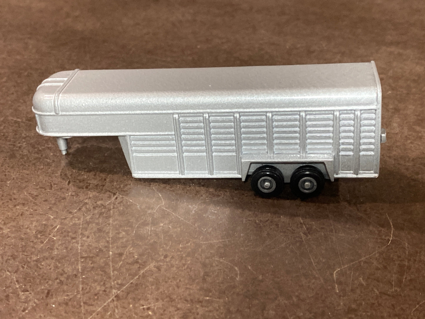 1/64 Ertl Horse Trailer