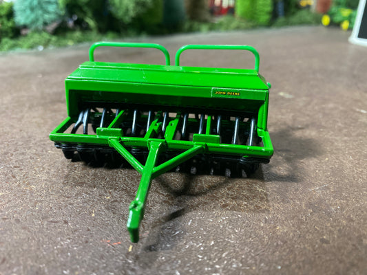 1/64 John Deere 1590 Grain Drill