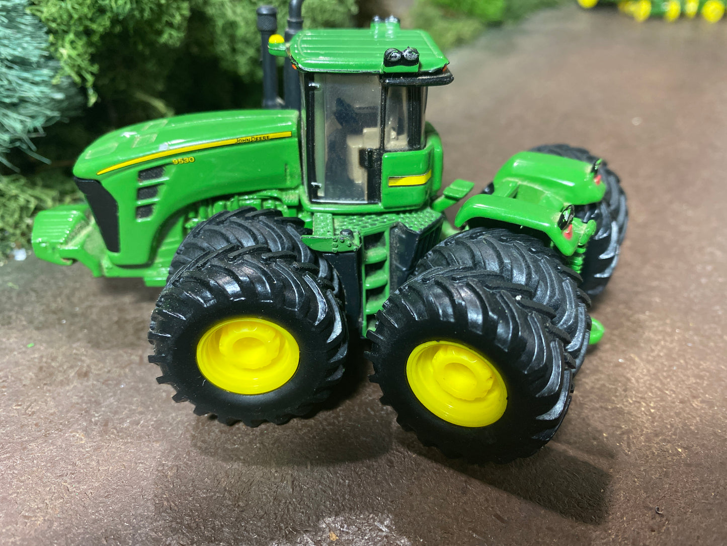 1/64 John Deere 9530 with custom tires