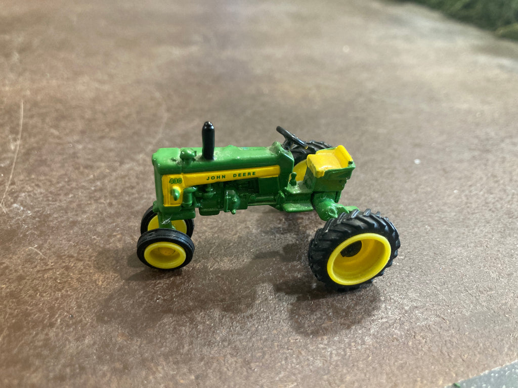 1:64 John Deere 430 High Crop