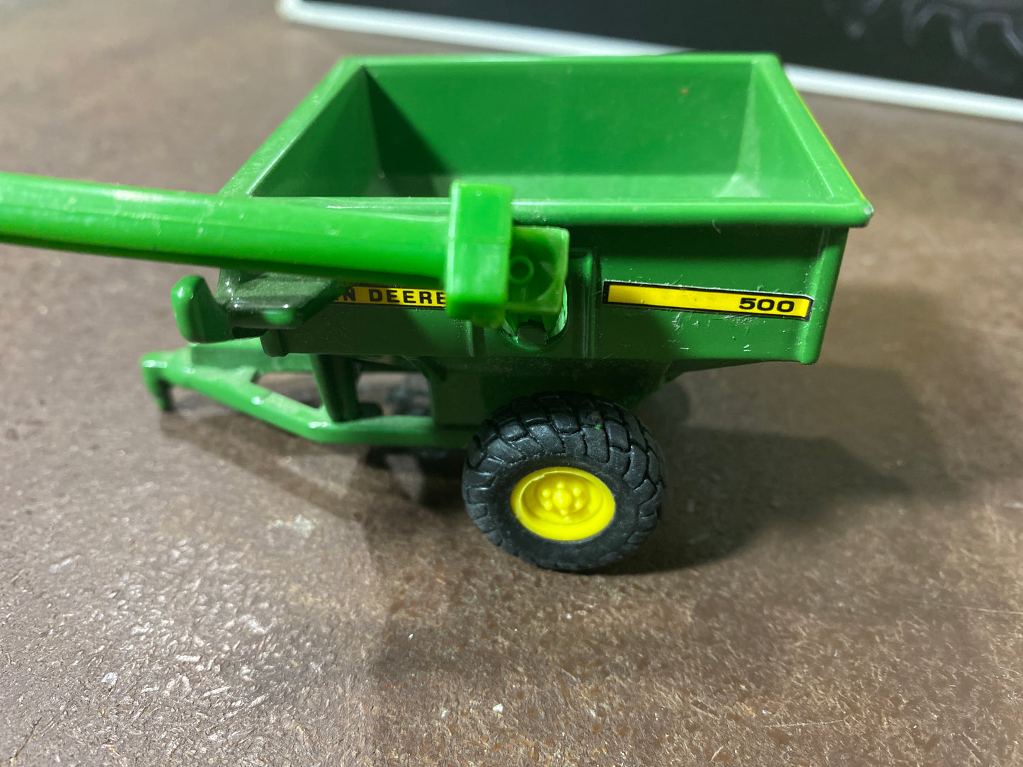 1/64 John Deere 500 Grain Cart