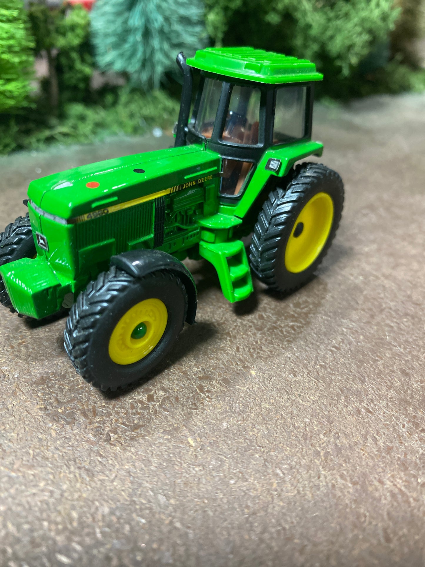 1/64 John Deere 4960