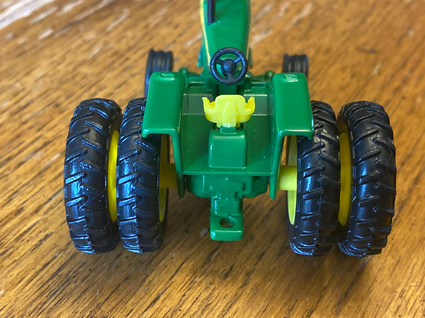 1/64 John Deere 6030 Non-turbo with Row Crop Fenders and Front Weights