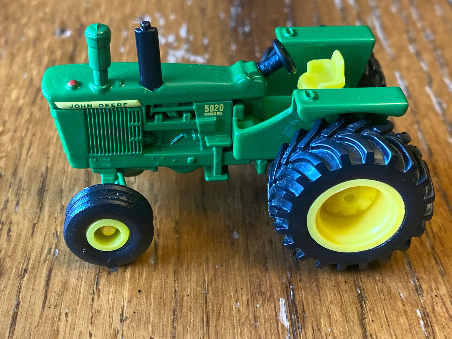 1/64 Custom John Deere 5020 Row Crop Fenders and Large Tires on Rear