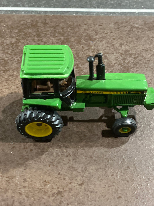 1/64 4650 John Deere