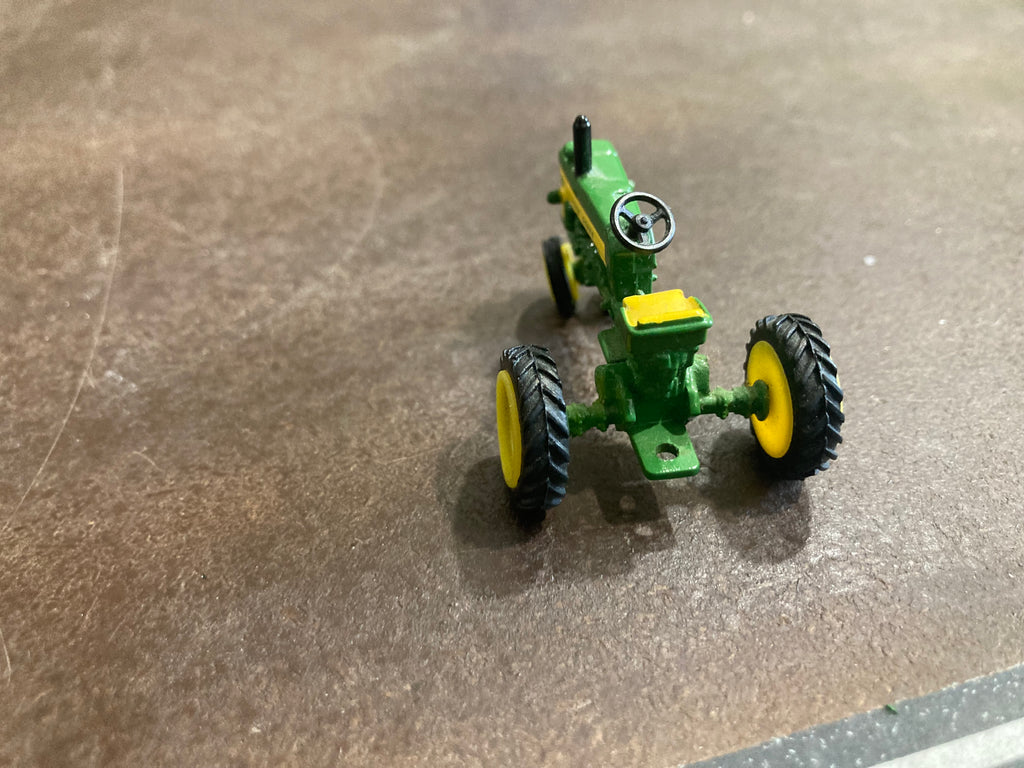 1:64 John Deere 430 High Crop