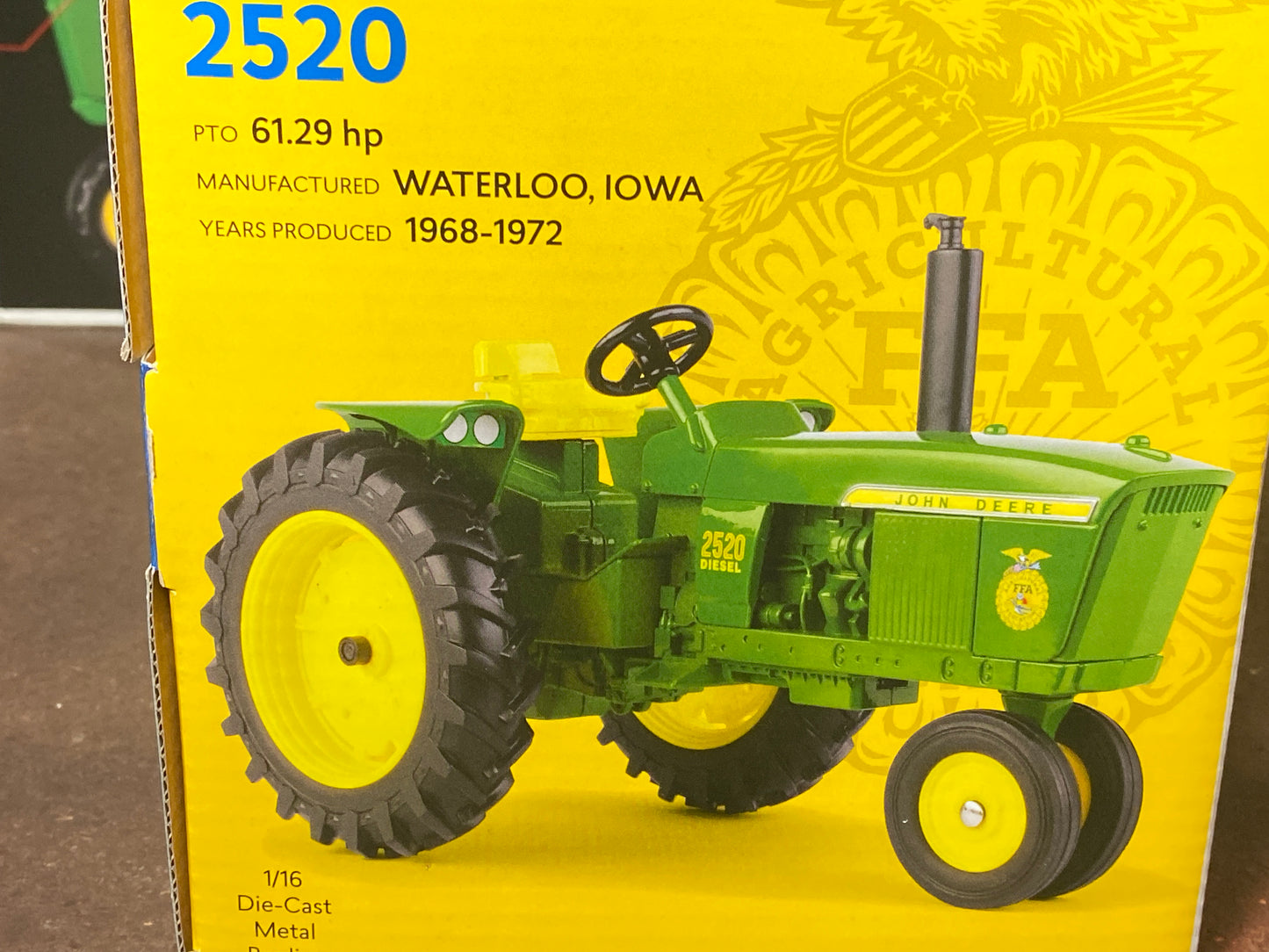 1/16 John Deere 2520 FFA Edition