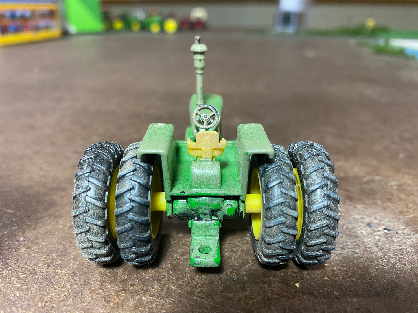 1/64 Dusty oily 6030 John Deere