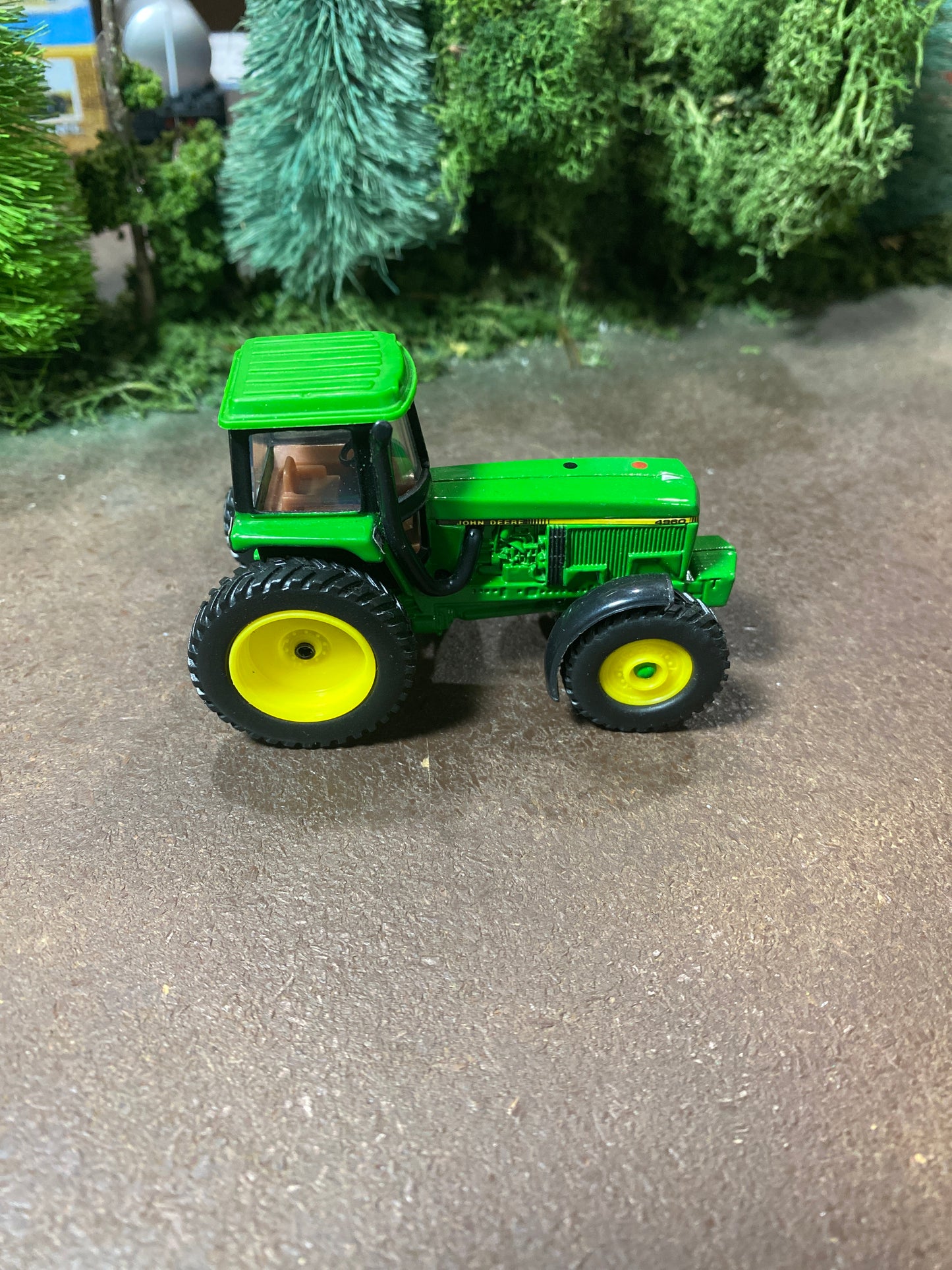 1/64 John Deere 4960