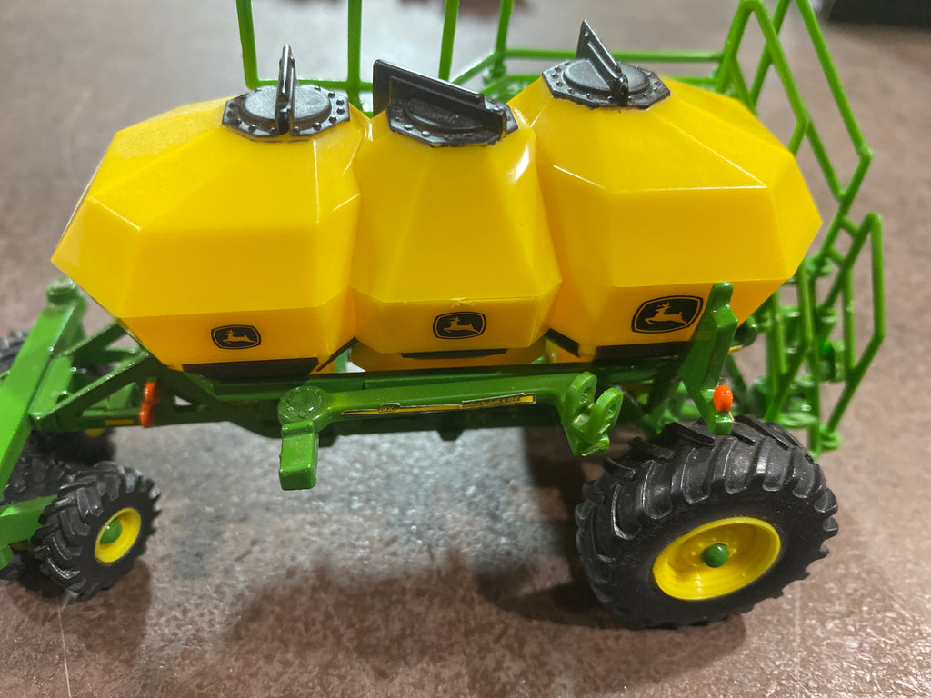 1/64 1895 Air Seeder With 1910 Commodity Cart