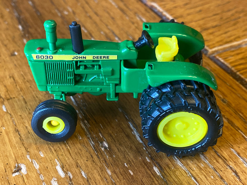1/64 John Deere 6030 Non-turbo with Wheatland Fenders