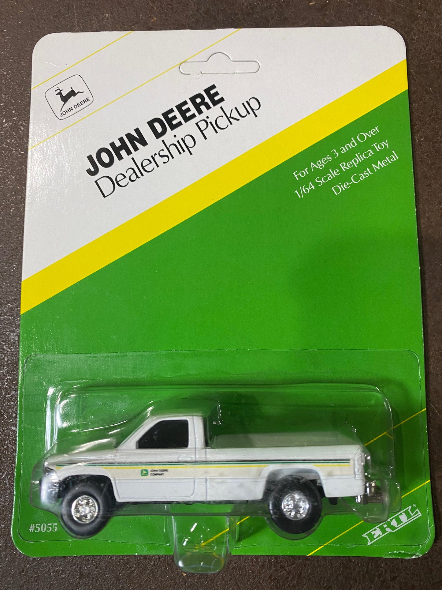 1/64 Gen 2 Dodge John Deere Dealership Pickup