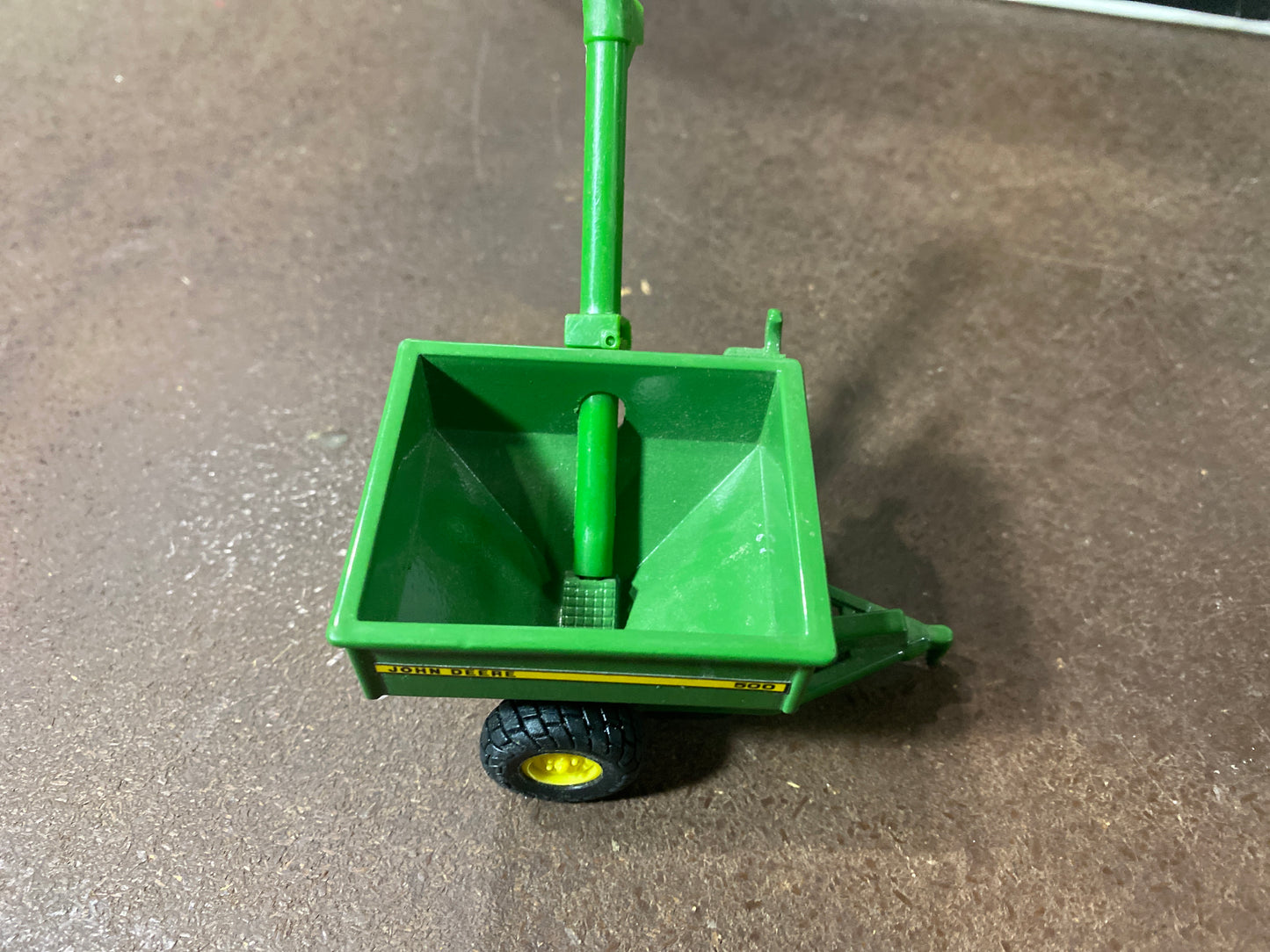 1/64 John Deere 500 Grain Cart