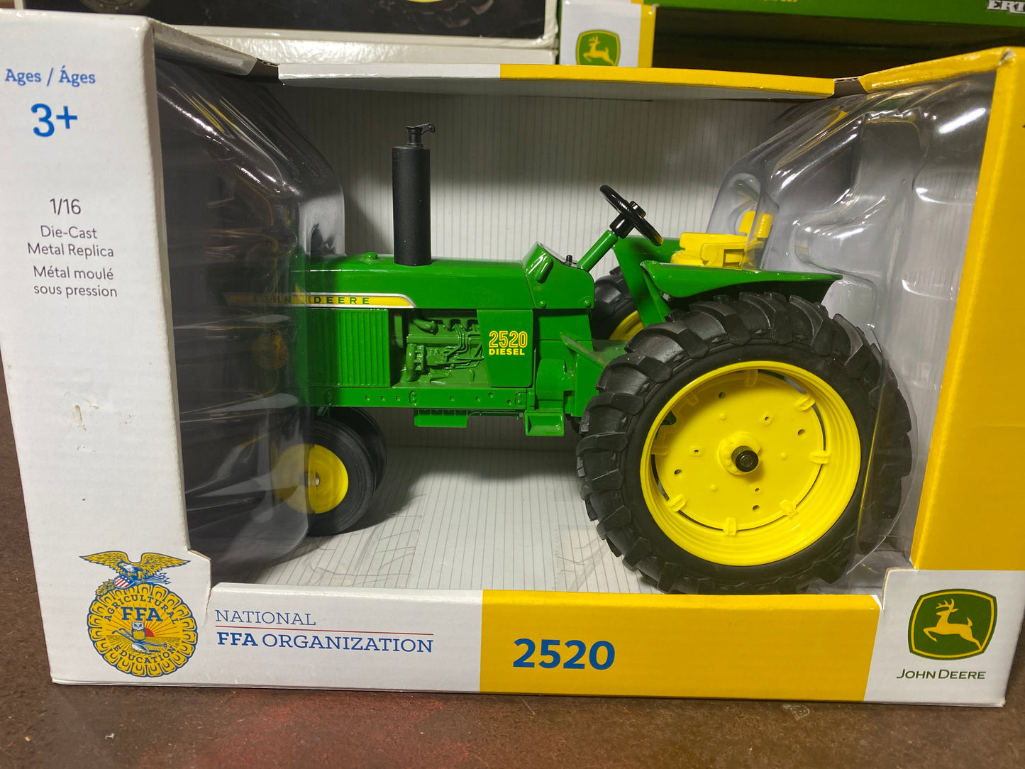 1/16 John Deere 2520 FFA Edition