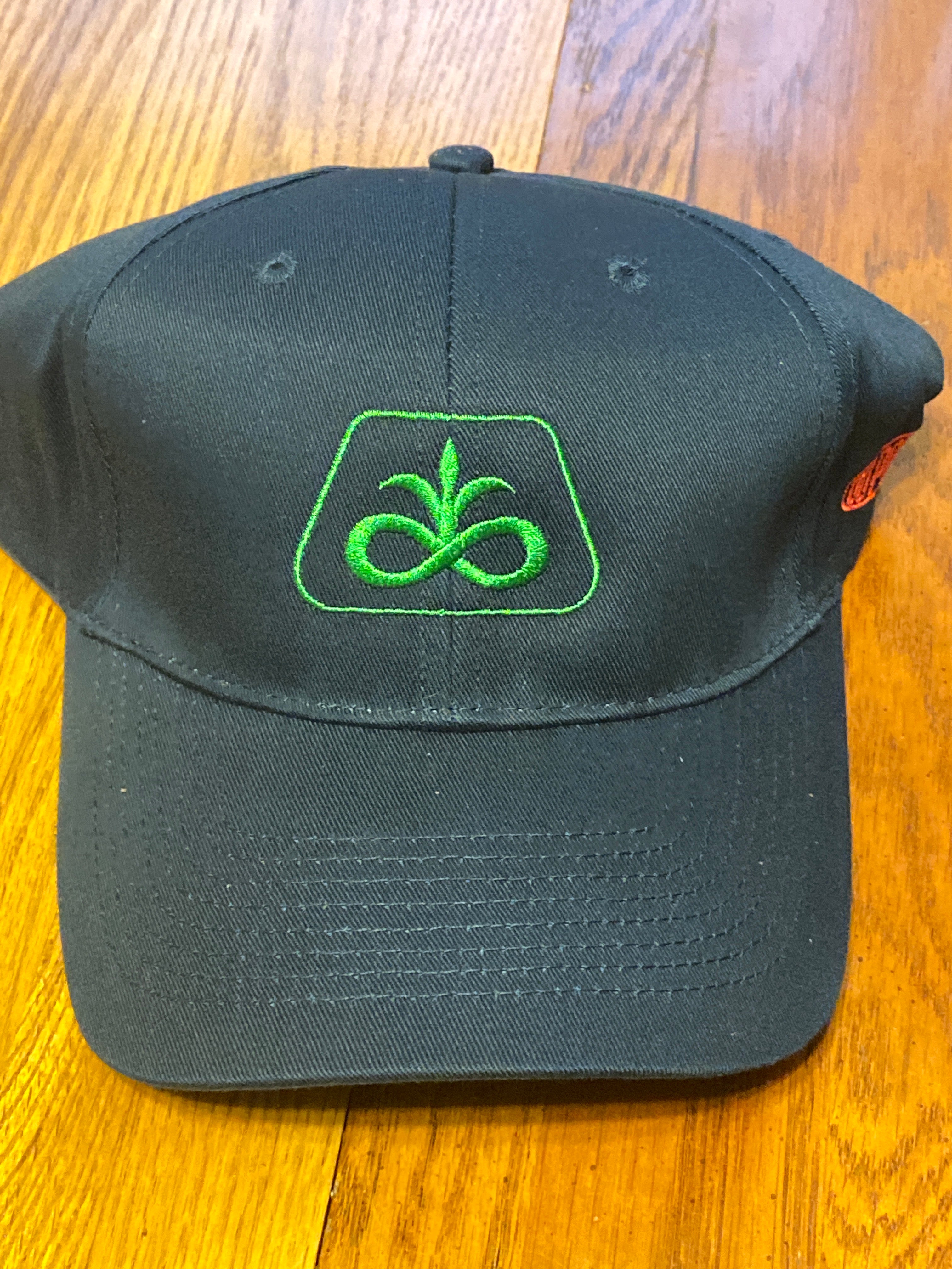 Pioneer Seed Hat