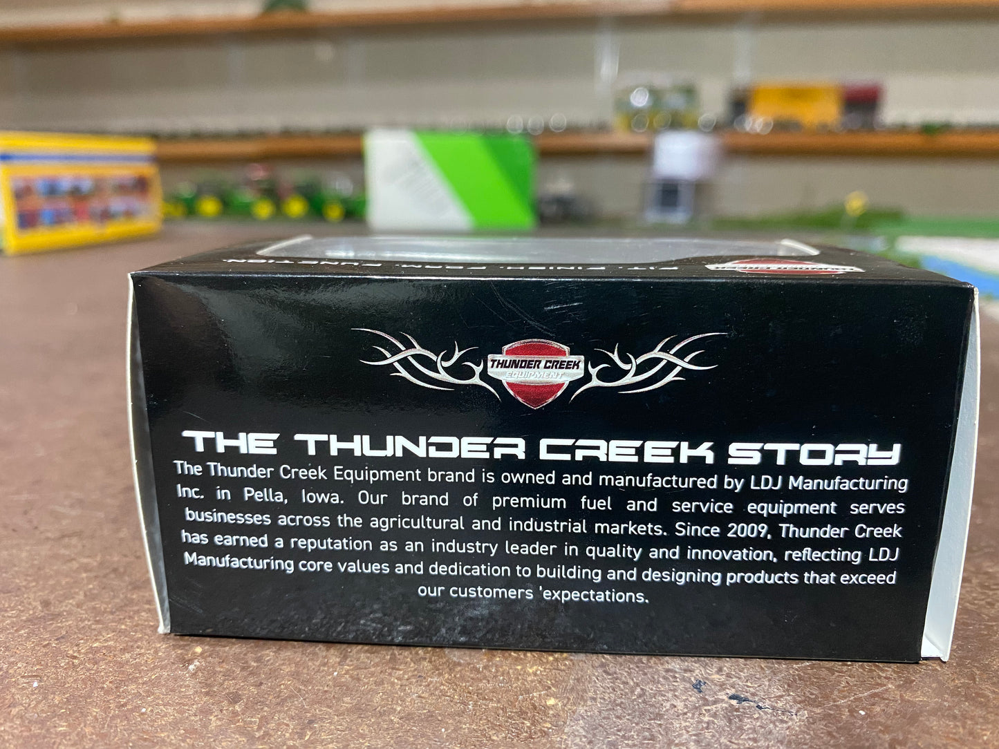 1/64 Thunder Creek FST990 Fuel Trailer