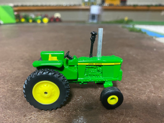 1/64 John Deere 6030 Show Tractor