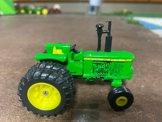 1/64 John Deere 6030 Worn and Oily