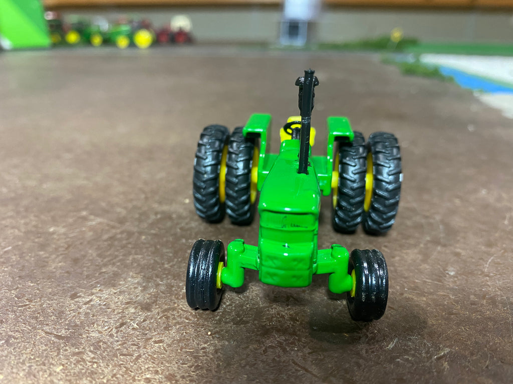 1/64 John Deere 6030 Worn and Oily