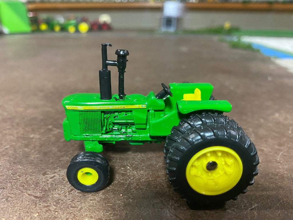 1/64 John Deere 6030 Worn and Oily