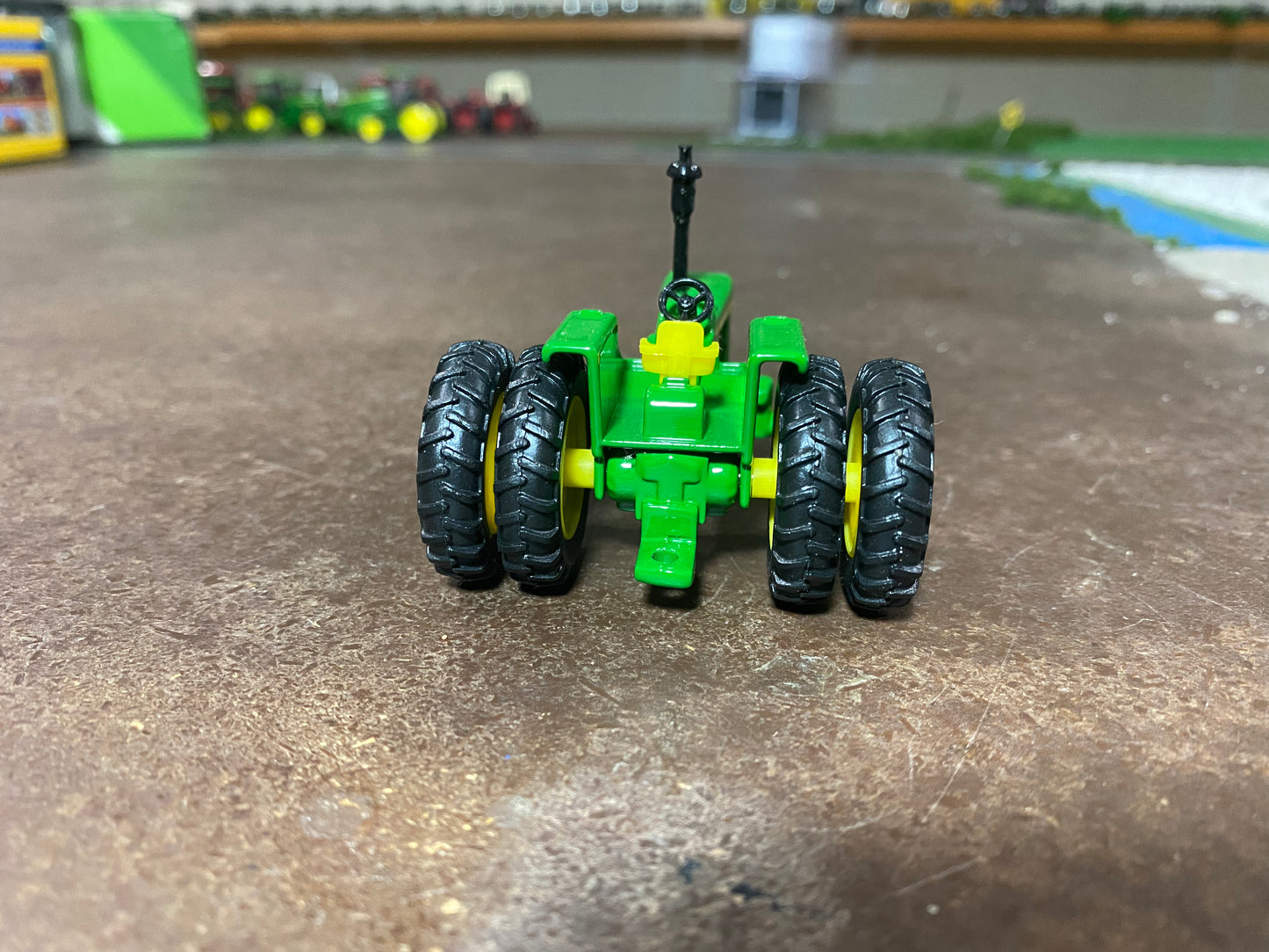 1/64 John Deere 6030 Worn and Oily