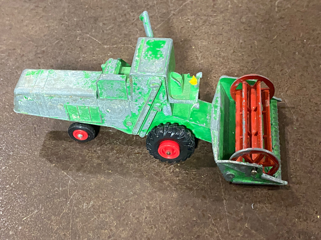 Matchbox Claas Combine