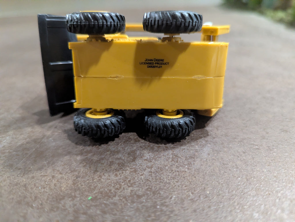 1:32 John Deere Skid Steer Toy